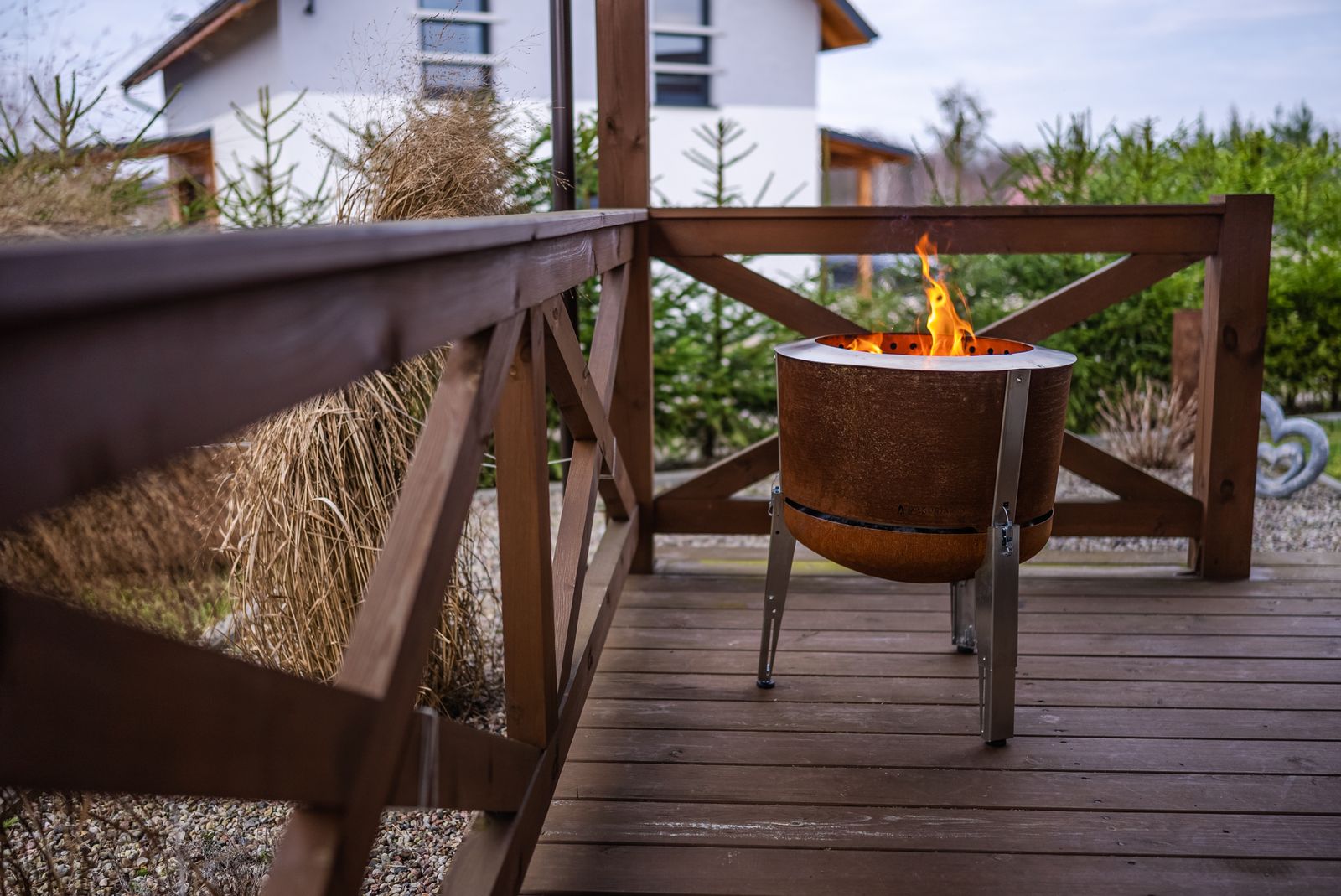 Rauchfreier Grill/ Feuerstelle: Alpha 600 - Corten